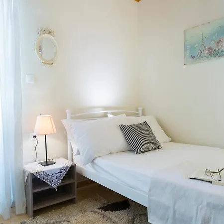 Apartament Lefkascottagehouse *